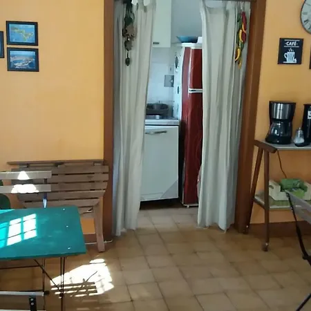 Hostal Easy *